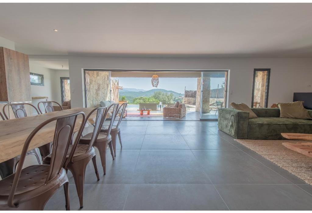 Nouveaute! Magnifique Villa A 2 Minutes Des Plus Belles Plages De La Rive Sud Porticcio  Eksteriør billede